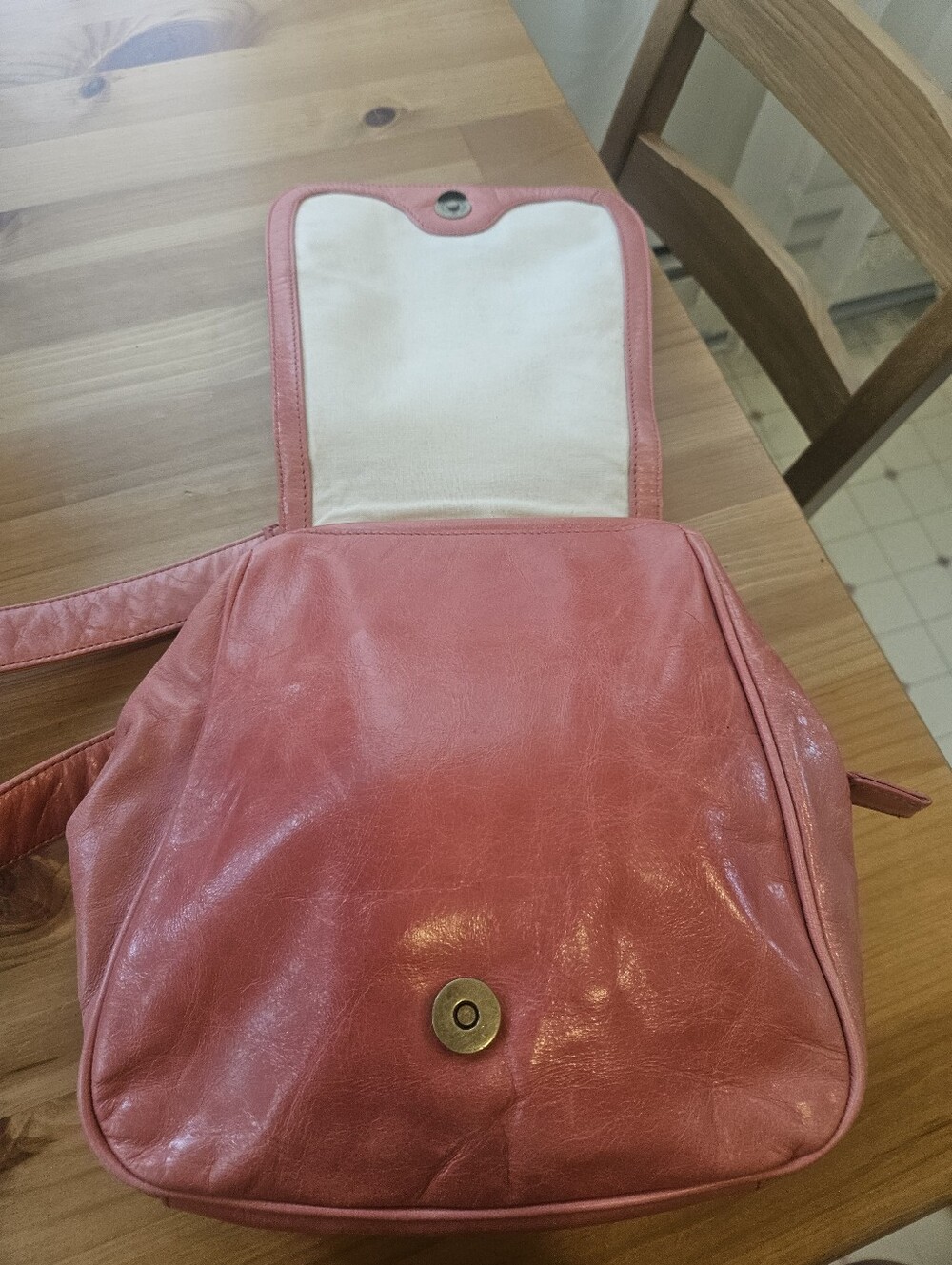 Vintage Pink Hobo International leather handbag - Picture 7 of 15